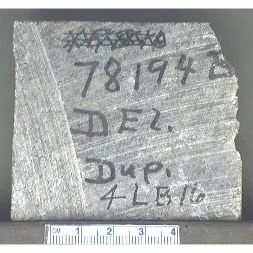 Archive photo of Stone: 4LB16