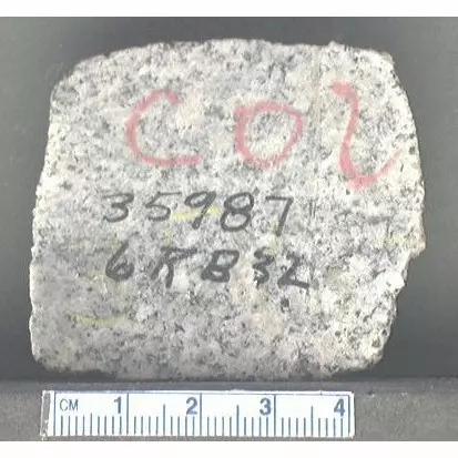 Archive photo of Stone: 6rb32