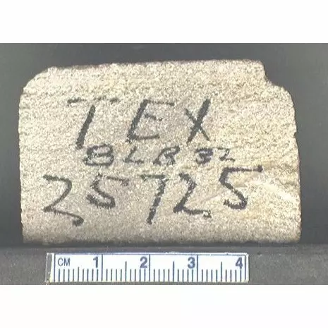 Archive photo of Stone: 8Lb32