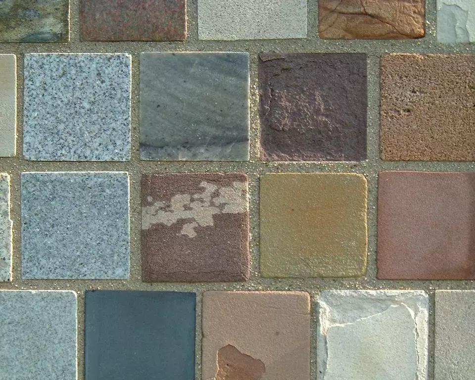 Stone Wall area surrounding Stone: 7LA43