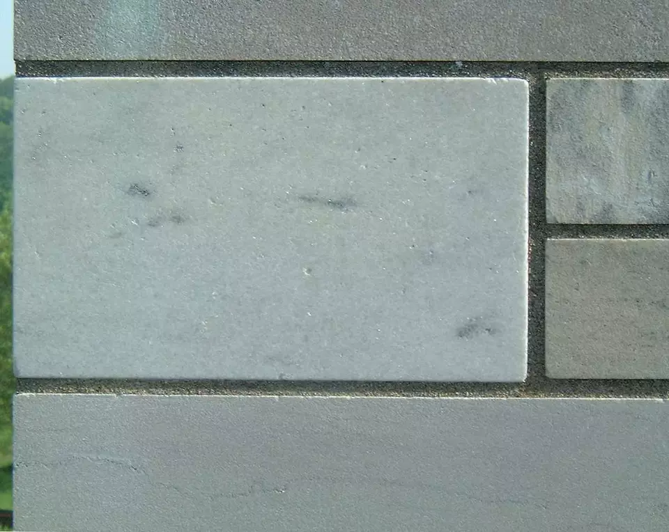 Stone Wall area surrounding Stone: 8LQ