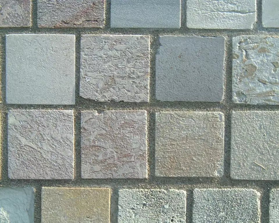 Stone Wall area surrounding Stone: 8La5