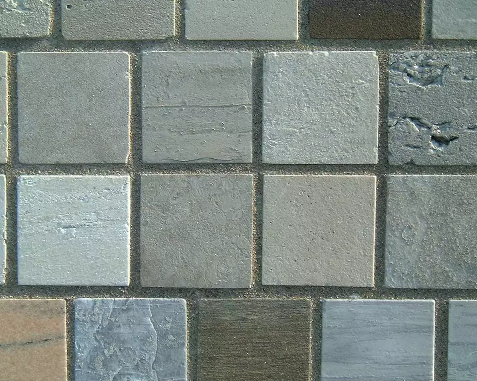 Stone Wall area surrounding Stone: 8LB15