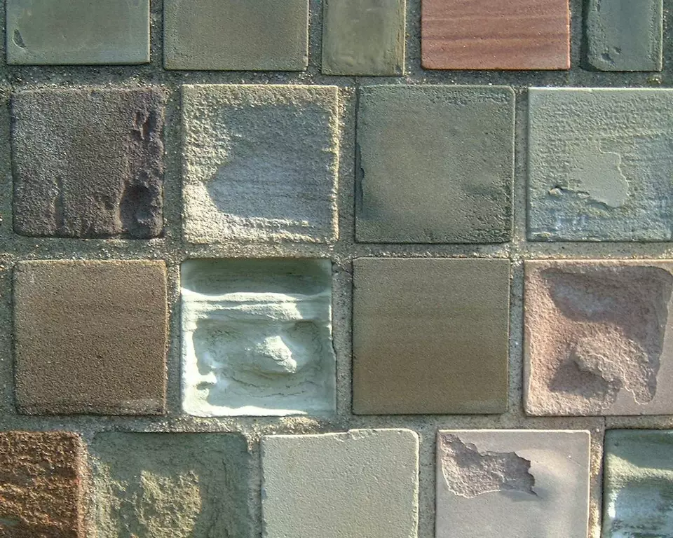Stone Wall area surrounding Stone: 8RA31