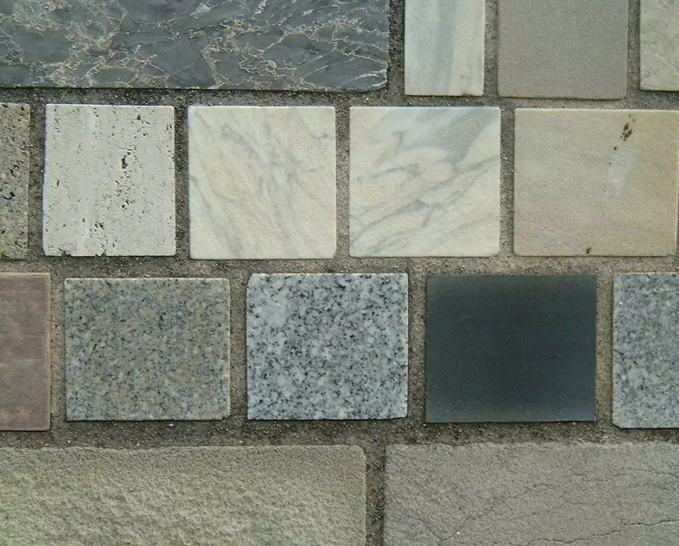 Stone Wall area surrounding Stone: 10RA28