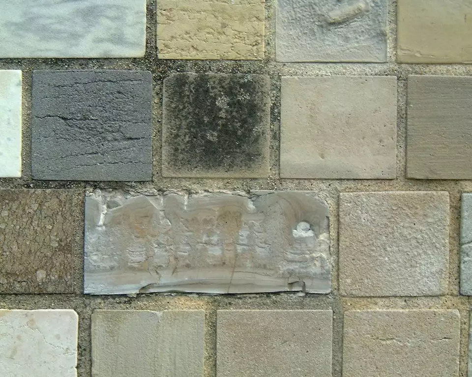 Stone Wall area surrounding Stone: 10RA16