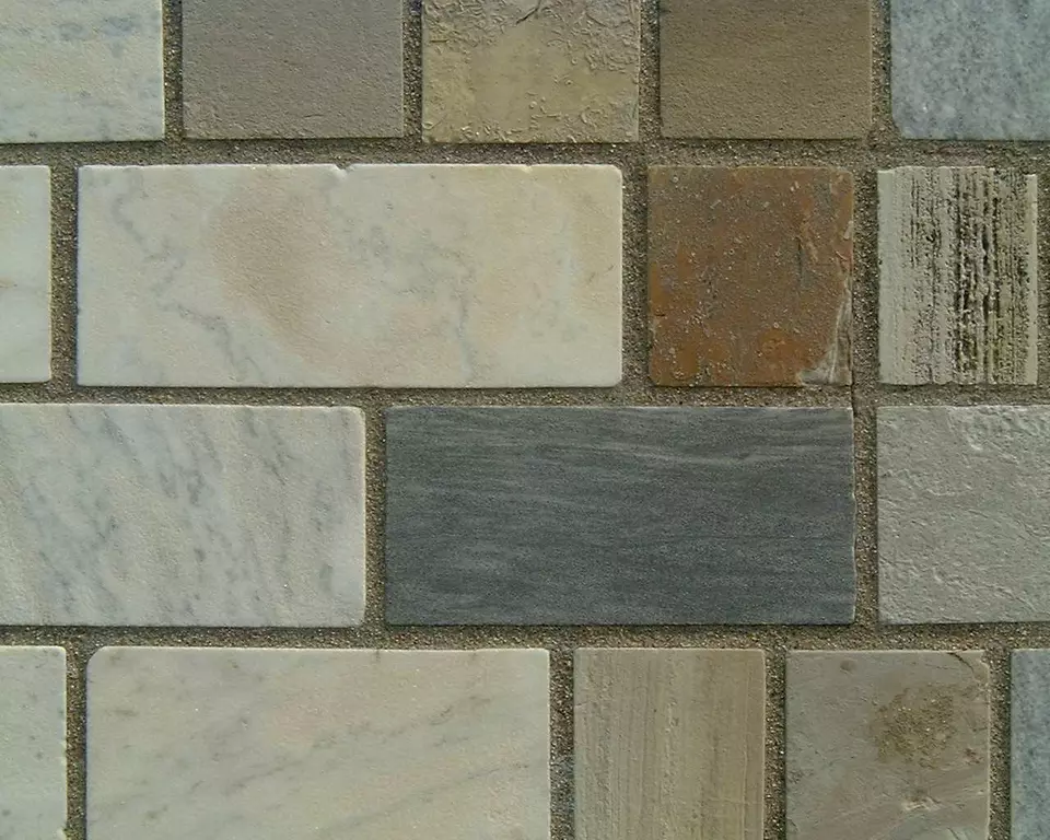 Stone Wall area surrounding Stone: 12LA20