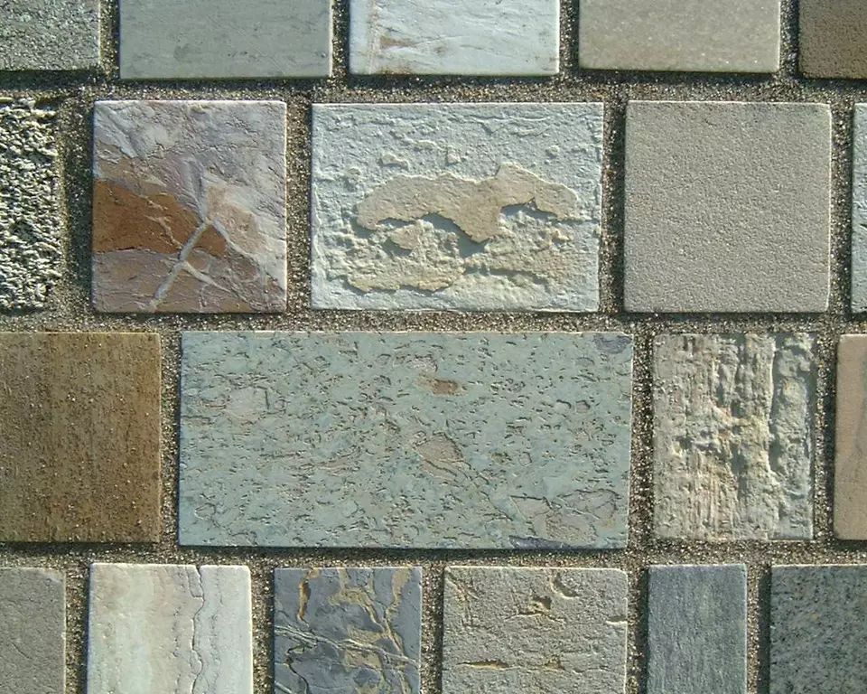 Stone Wall area surrounding Stone: 12LA30