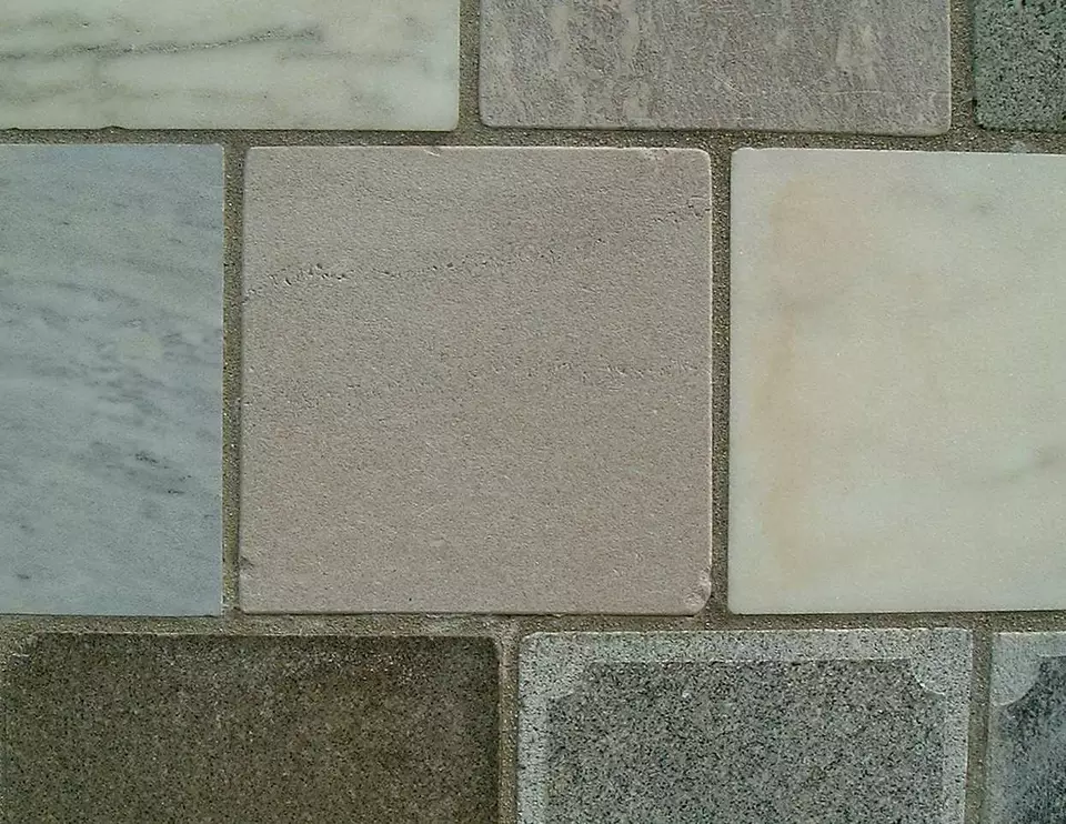 Stone Wall area surrounding Stone: 2L4