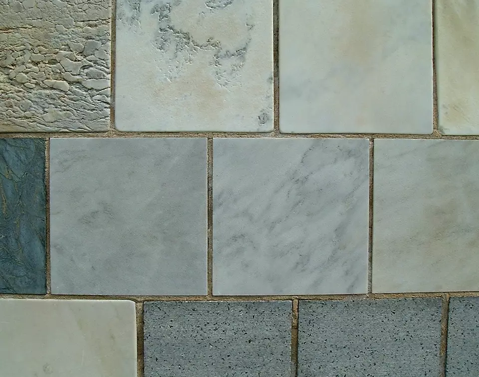Stone Wall area surrounding Stone: 2R10