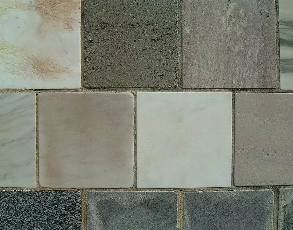 Stone Wall area surrounding Stone: 2R6