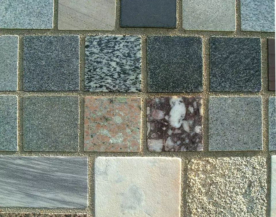 Stone Wall area surrounding Stone: 5LA43