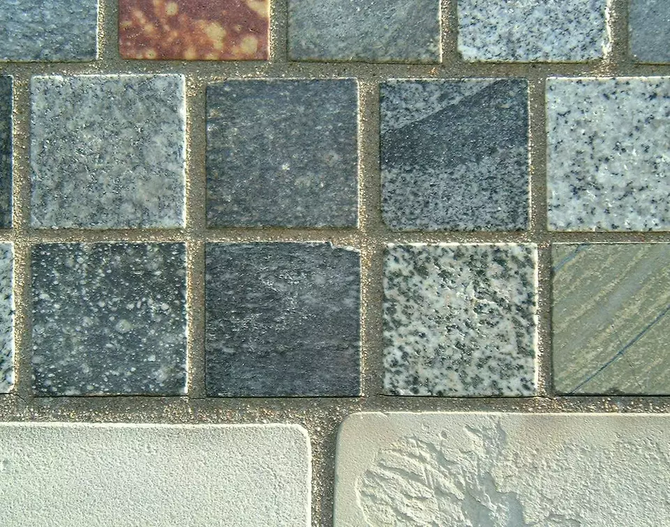 Stone Wall area surrounding Stone: 5LB23