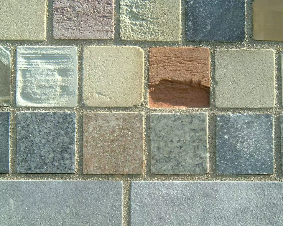 Stone Wall area surrounding Stone: 5LB11
