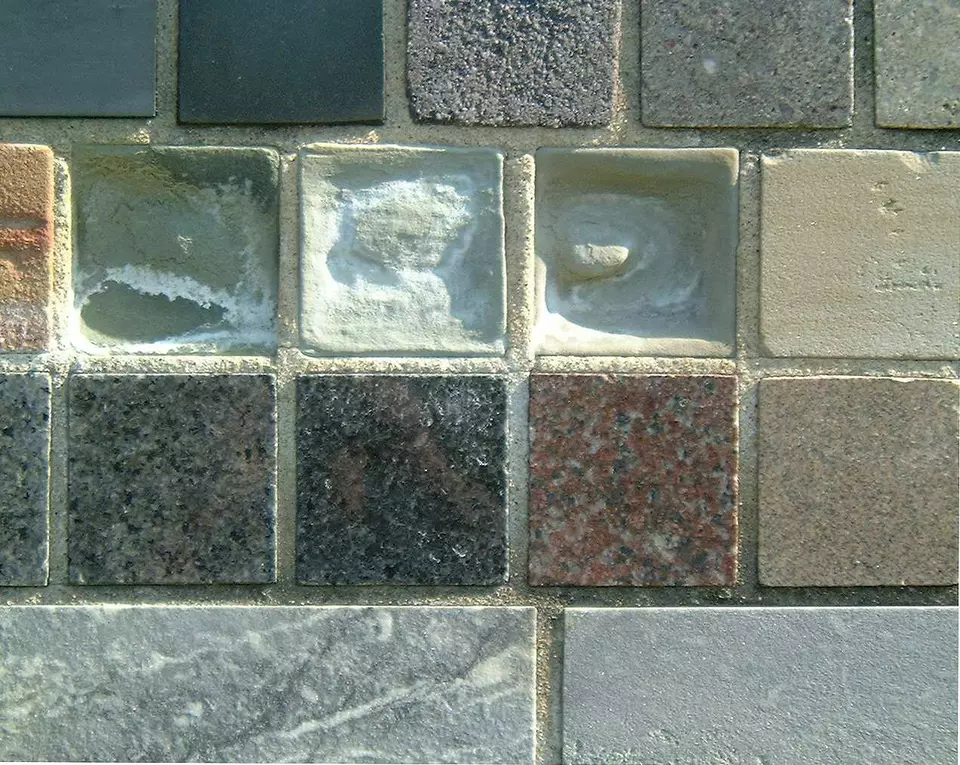 Stone Wall area surrounding Stone: 5RB12