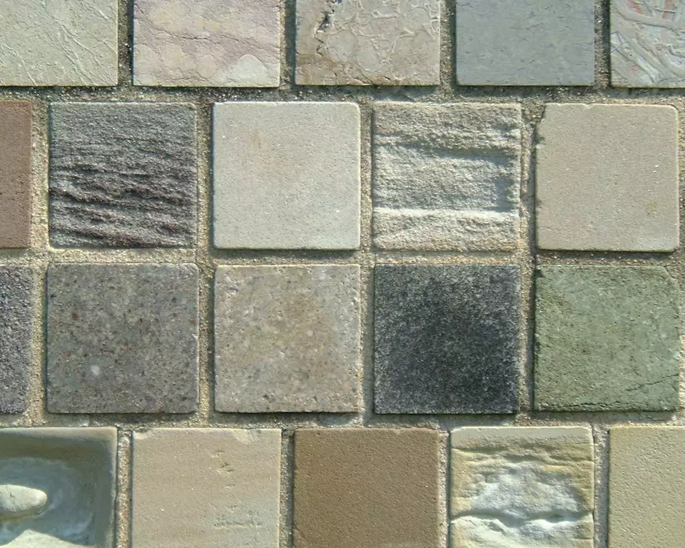 Stone Wall area surrounding Stone: 6RB11