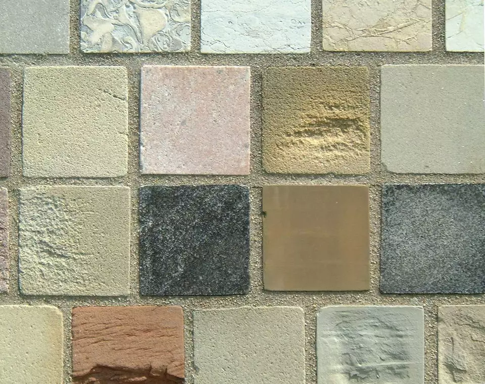 Stone Wall area surrounding Stone: 6LB14