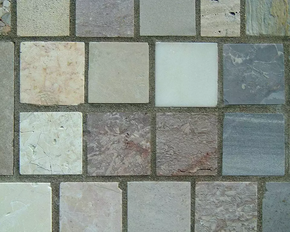 Stone Wall area surrounding Stone: 9Lb2