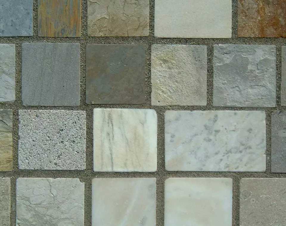 Stone Wall area surrounding Stone: 10LB8