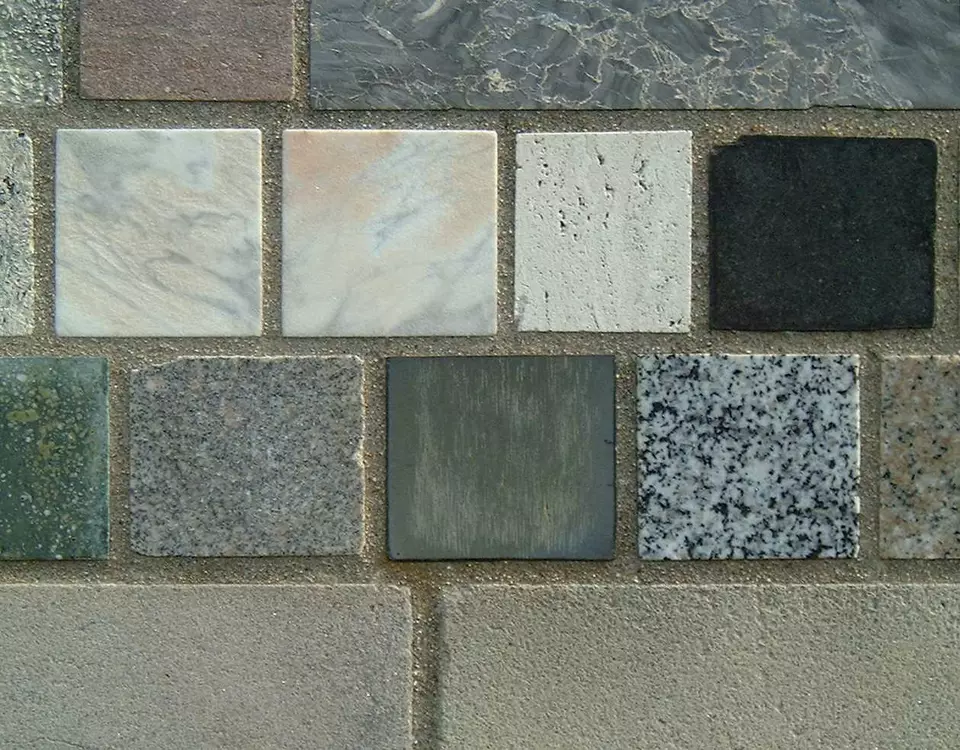 Stone Wall area surrounding Stone: 10LB27