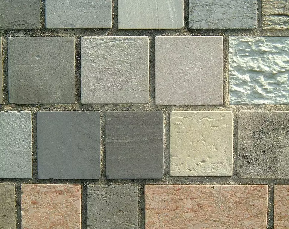 Stone Wall area surrounding Stone: 11RA6