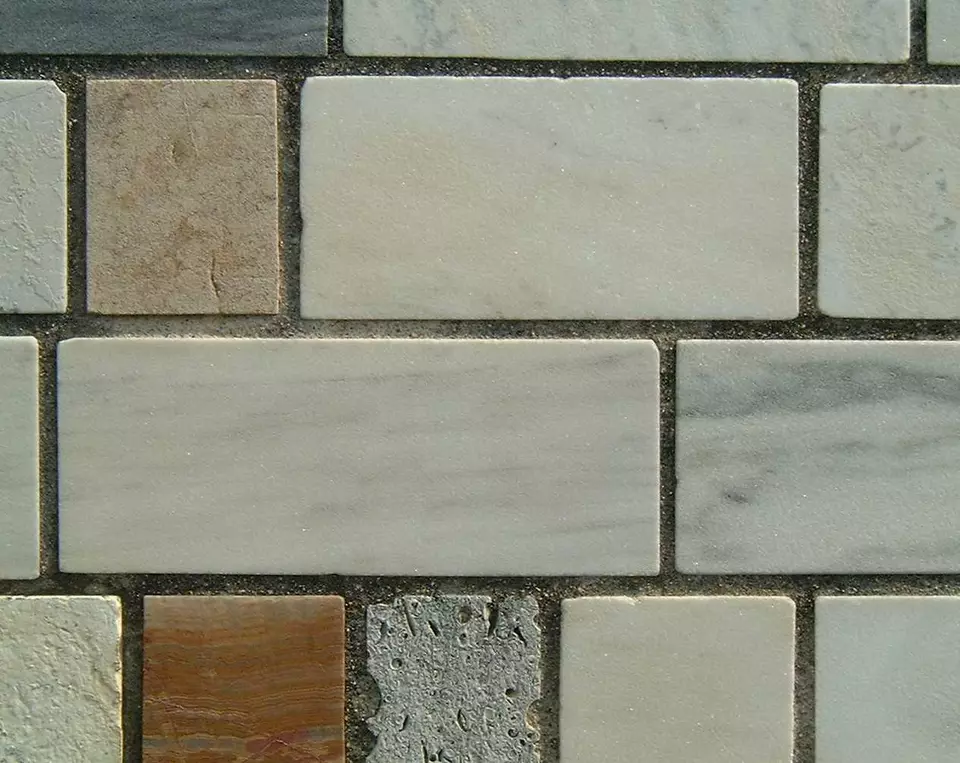 Stone Wall area surrounding Stone: 11RB18