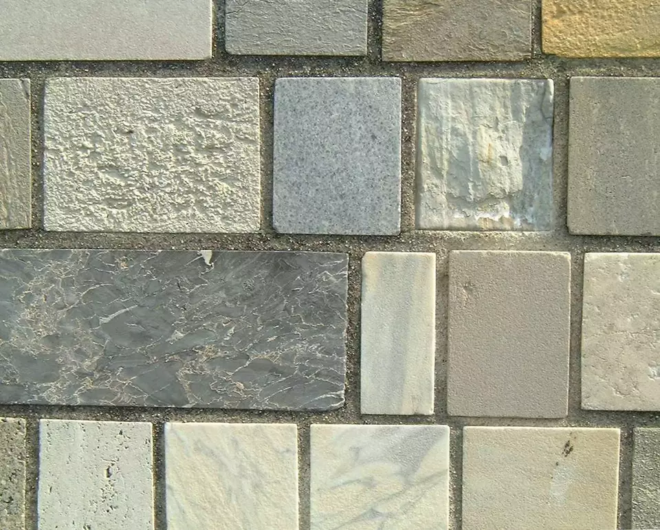 Stone Wall area surrounding Stone: 11RA24