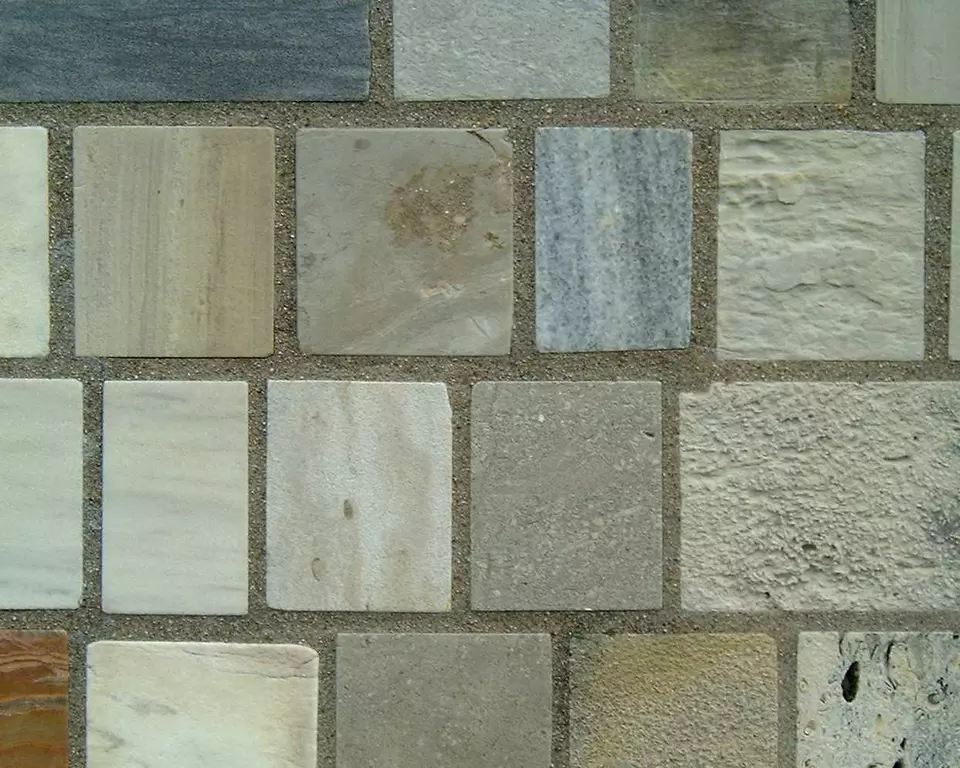 Stone Wall area surrounding Stone: 11LA22
