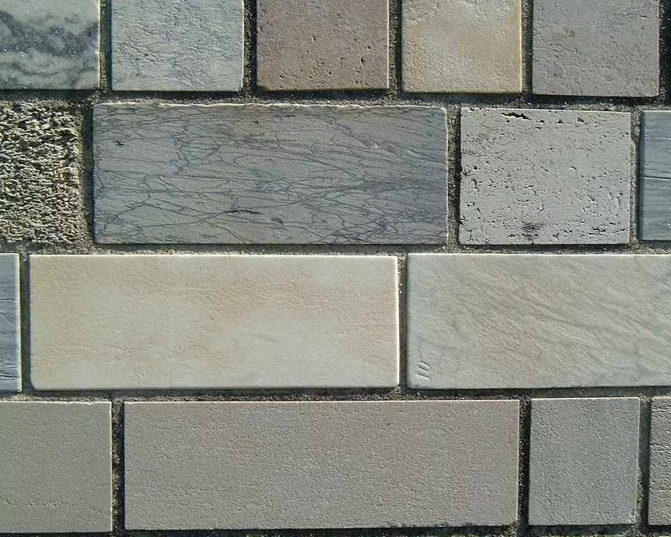 Stone Wall area surrounding Stone: 12RA26