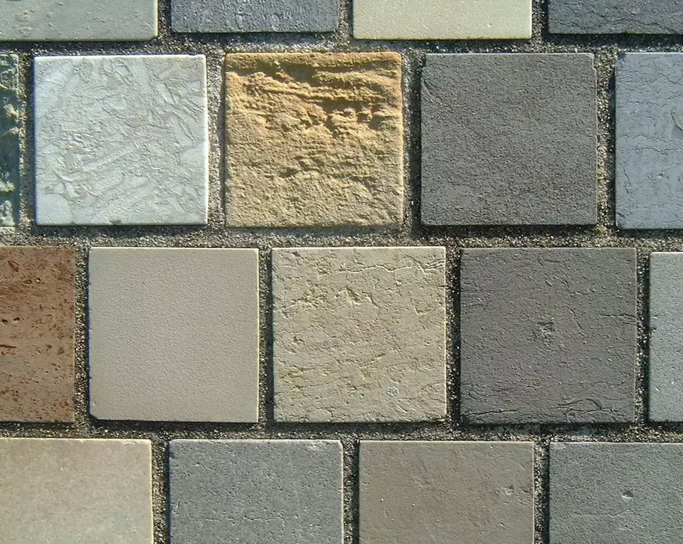 Stone Wall area surrounding Stone: 12RA8