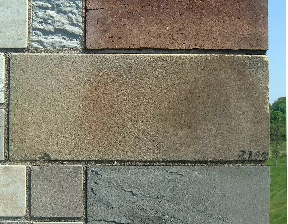 Stone Wall area surrounding Stone: 13RQ