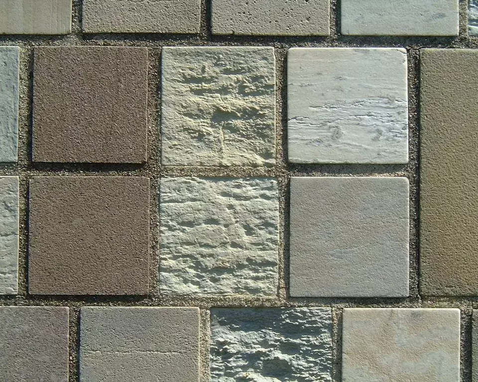 Stone Wall area surrounding Stone: 13RB1