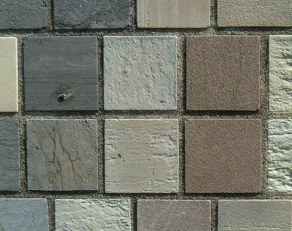 Stone Wall area surrounding Stone: 13RB4