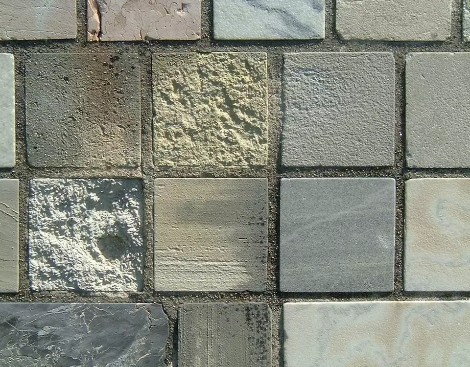 Stone Wall area surrounding Stone: 13RA24