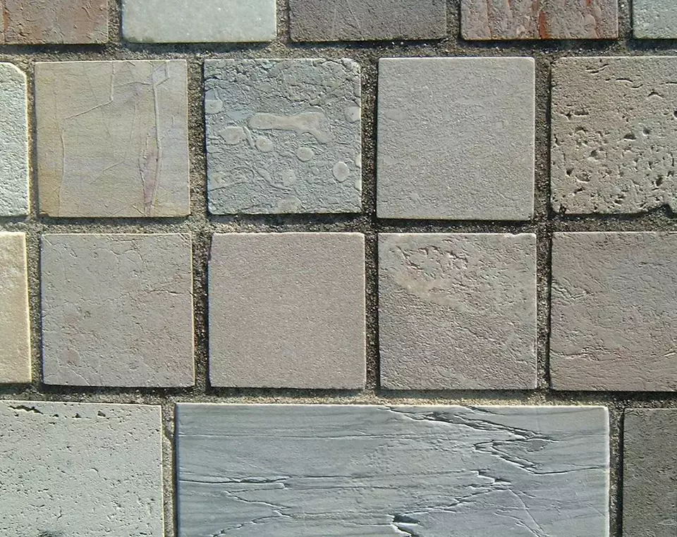 Stone Wall area surrounding Stone: 13RA30