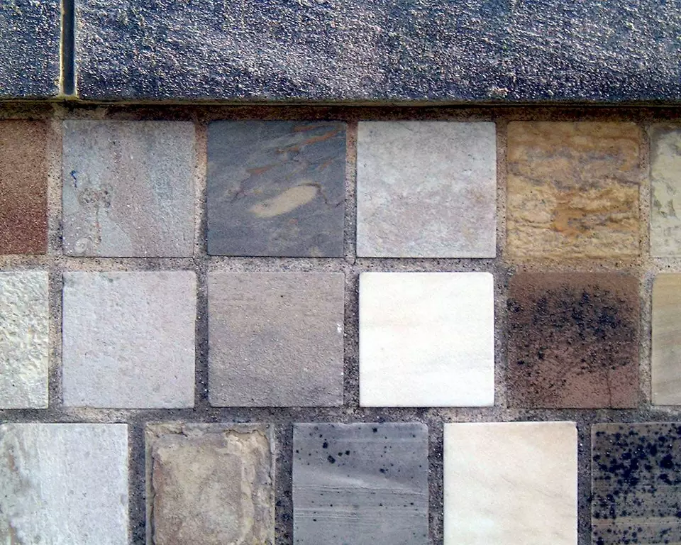 Stone Wall area surrounding Stone: 14RA20