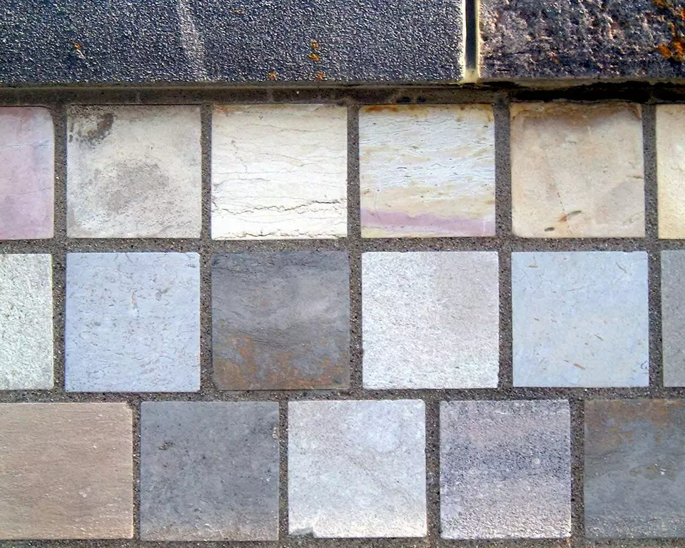 Stone Wall area surrounding Stone: 14LA44