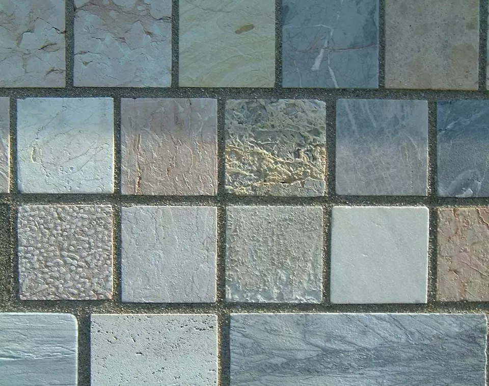 Stone Wall area surrounding Stone: 13LA31