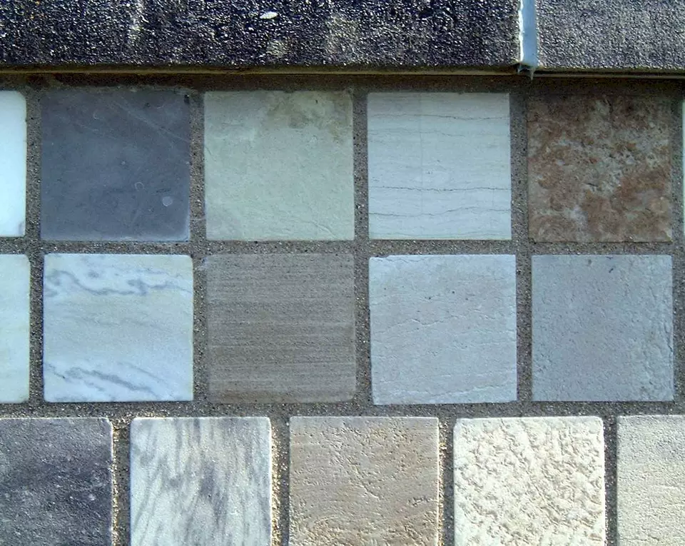 Stone Wall area surrounding Stone: 14LB20