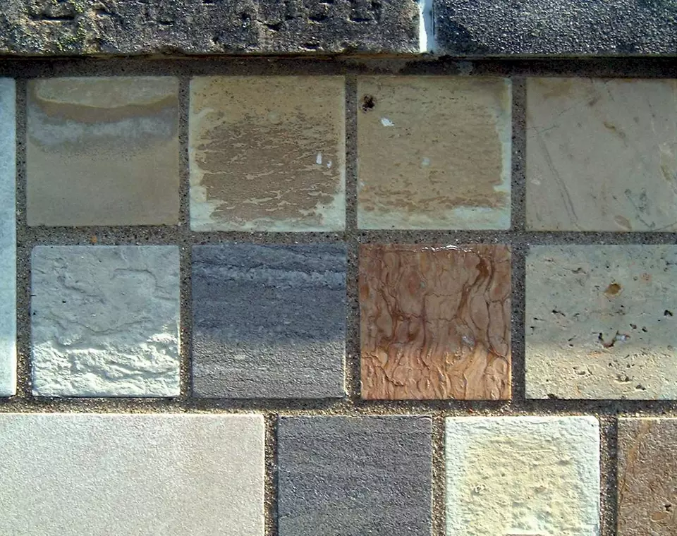 Stone Wall area surrounding Stone: 14LB3