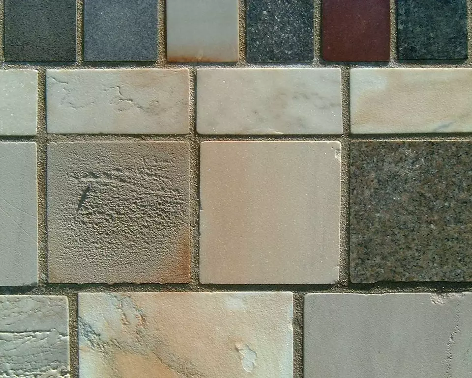 Stone Wall area surrounding Stone: 4LA13