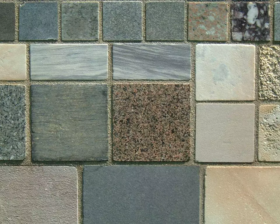 Stone Wall area surrounding Stone: 4LA16