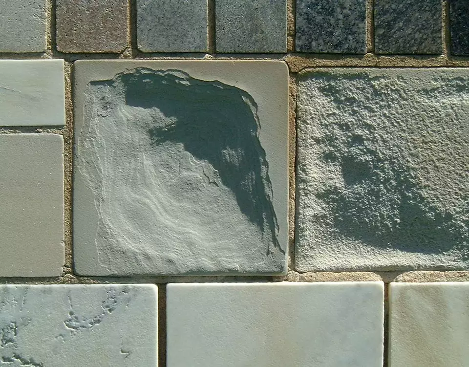 Stone Wall area surrounding Stone: 4R9