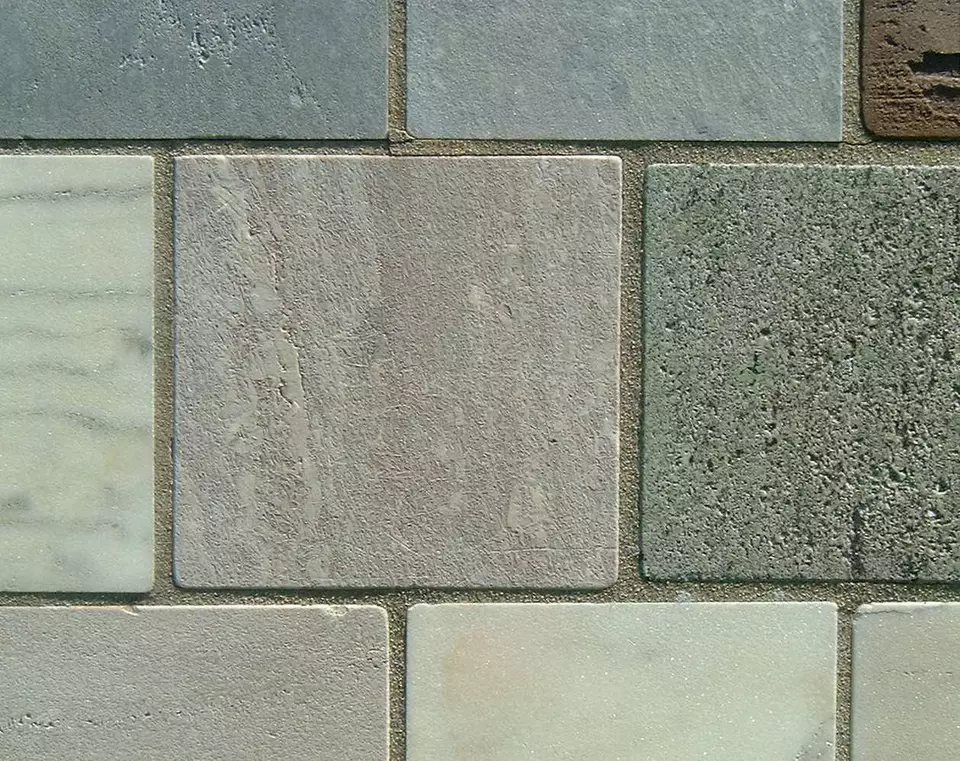 Stone Wall area surrounding Stone: 3L4