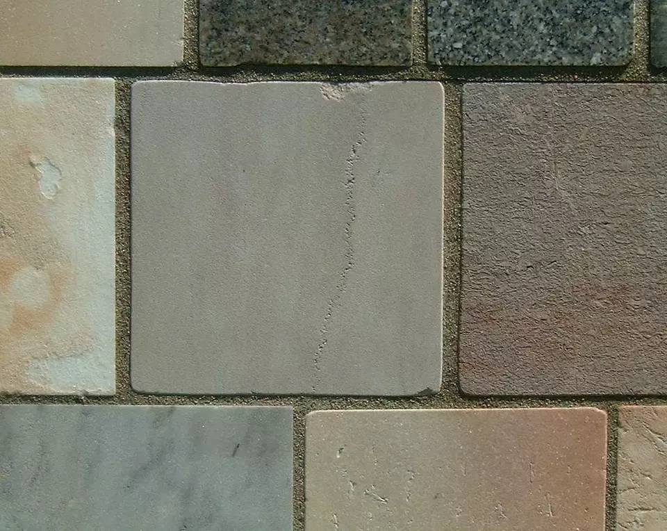 Stone Wall area surrounding Stone: 3L12