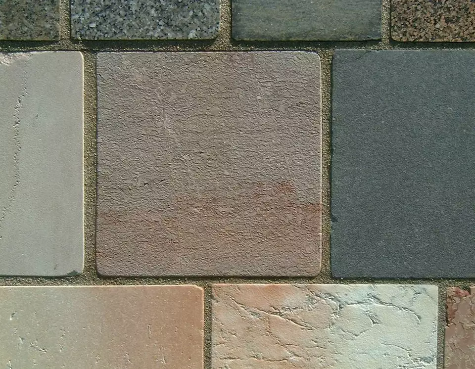 Stone Wall area surrounding Stone: 3L13