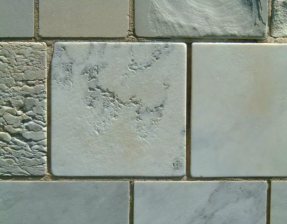 Stone Wall area surrounding Stone: 3R9